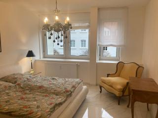 Exklusive Wohnung direkt im Zentrum - 5