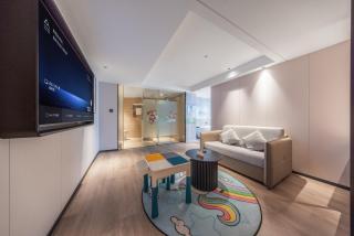 Atour X Hotel Shenzhen Luohu Dongmen Pedestrian Street - 4