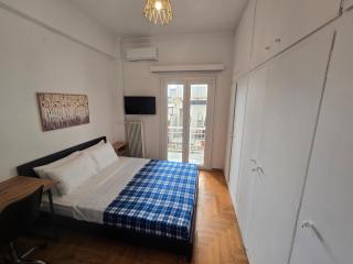 Kountouritou 162 Pireas - Room 4 - 2