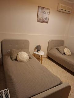 Greg's House - 4