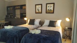 Slaapnet Guesthouse Long Stay Accommodation Wilkoppies - 7