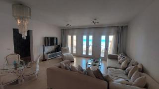 Dreamy Seafront 2BR- Panoramic Sea Views- El Gouna - 9