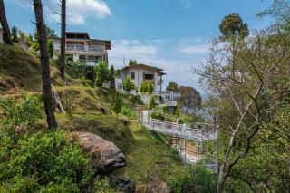 SaffronStays Brookside Estate - 7
