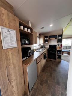 Luxury 3 Bedroom Caravan Near Edinburgh - 7