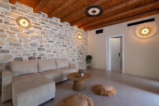 Dianeira Luxury Suites with Shared Pool near Matala - 2