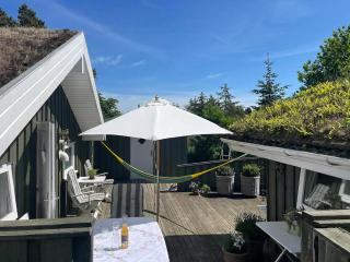 Bright And Open Summer House By The North Sea - 6