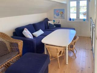 Maritime Cabin On Island With Beach - 7