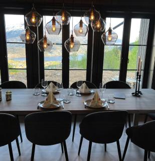 Cozy Modern Cabin With Outstanding View In Sogn - 4