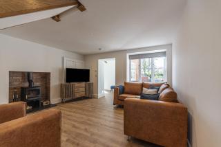 Stretton Lower hall - 4