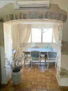Medieval Convent Home In Provencal Village - 9