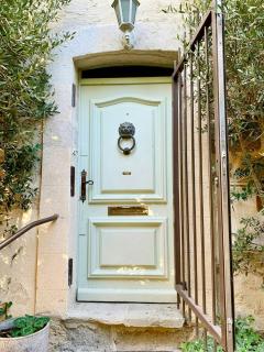 Medieval Convent Home In Provencal Village - 4