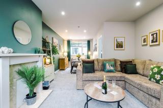 Stunning Riverside Home in Chester by 53 Degrees Property with Parking - 8