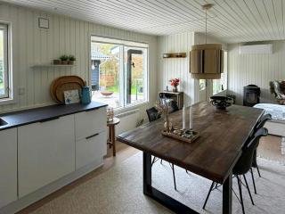 Nordic Log House Between Sea And Fjord - 6