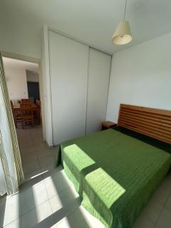 Appartement lumineux 2 chambres - plage et piscine - 1