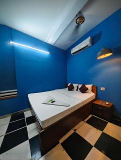 Nilay Guest House I Near Ajanta Cinema I Kolkata - 2