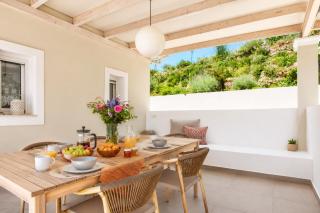 Giardinia Holiday Homes with Private Pool - 7