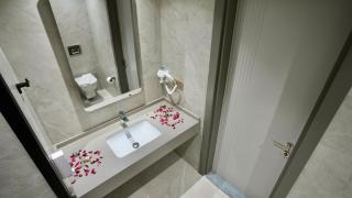 Ida Hotel - 7