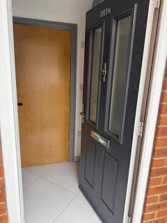 Cosy 3 Double Bed, Family Home in the Heart of Reading Near Train, Parks, Shops & Thames - 3