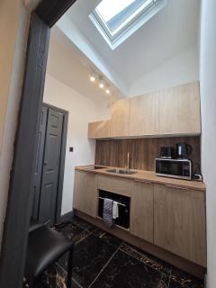 Luxury Chester City Apartment 2 Near Station - 5
