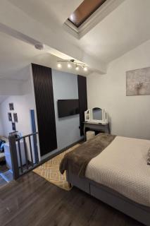 Luxury Chester City Apartment 2 Near Station - 4