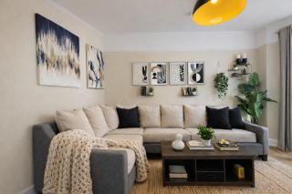 Beach House 4or5BR Central to Beach, Cafes, Bars - 7