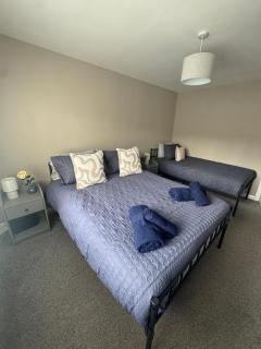 Thirlwell Gardens, River Walks, Free Parking - 8