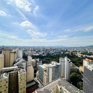 Apto Celeste | Andar alto do Ed. Maletta - 8