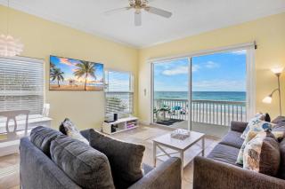 Capri Condo D - 3