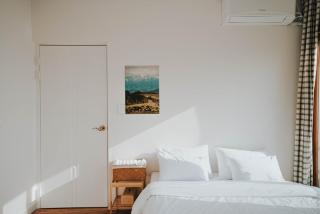 Slow Wave Ocean View Family Pension - 7
