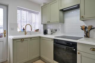 Finest Retreats - Strand Mews - 4