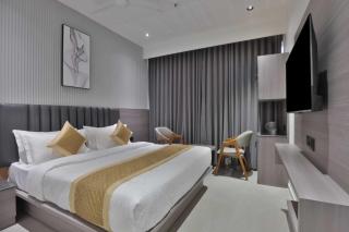 Hotel Sunshine Suites IGI Airport - 0