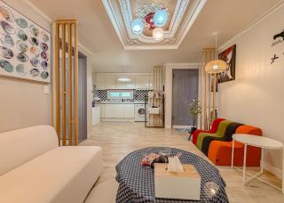 Cozy Stay near Gwangheungchang Station, hongdae 5 minutes - 0