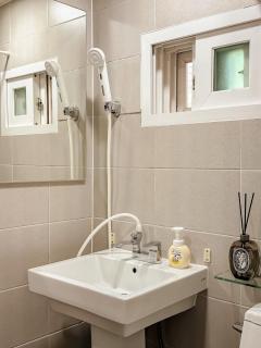 Cozy Stay near Gwangheungchang Station, hongdae 5 minutes - 3