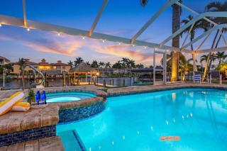 Heated Pool, Spa, Tiki Hut & Gulf Access Fun Await - Orchid House - Roelens - 6
