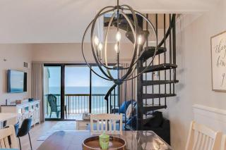 Sea Colony oceanfront penthouse with basketball court hot tub pool tennis & more - 6