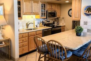 Sea Colony Ocean 5th floor condo with gym basketball court & shared sauna - 5