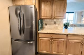 Sea Colony Ocean 5th floor condo with gym basketball court & shared sauna - 3