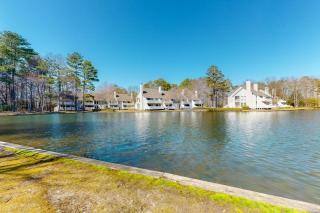 Sea Colony Ocean 2nd floor condo with pool basketball court & free WiFi - 8