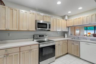 Sea Colony Ocean 1st floor condo with pool tennis court & elevator - 4