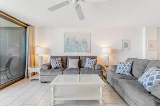 Sea Colony Ocean 8th floor condo with pool free WiFi & basketball court - 6