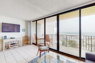Sea Colony Ocean 6th floor condo with basketball court shared sauna & tennis - 6