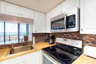 Sea Colony 7th floor condo with free WiFi shared tennis court ocean view - 3