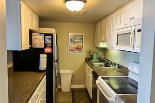 Sea Colony Ocean 8th floor condo with pool balcony & tennis court - 3