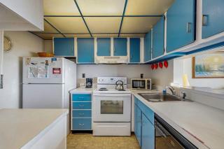 Sea Colony 7th floor condo with elevator shared sauna balcony & ocean view - 2