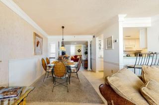 Sea Colony oceanfront 4th floor condo with elevator - 8