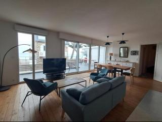 Maison sur la digue avec vue exceptionnelle sur la mer - 8