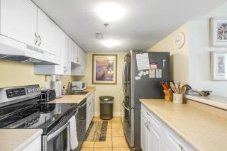 Sea Colony Ocean 1st floor condo with tennis court pool & basketball court - 1