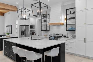 Island Time on Ivory I 4 Bed Waterfront Home - 7