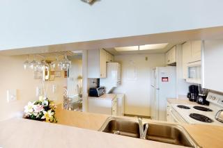 Sea Colony 2nd floor condo with free WiFi shared tennis court & sauna with an ocean view - 1