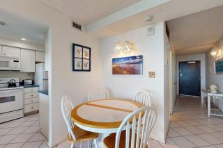 Sea Colony Ocean 3rd floor condo with elevator gym & pool - 3